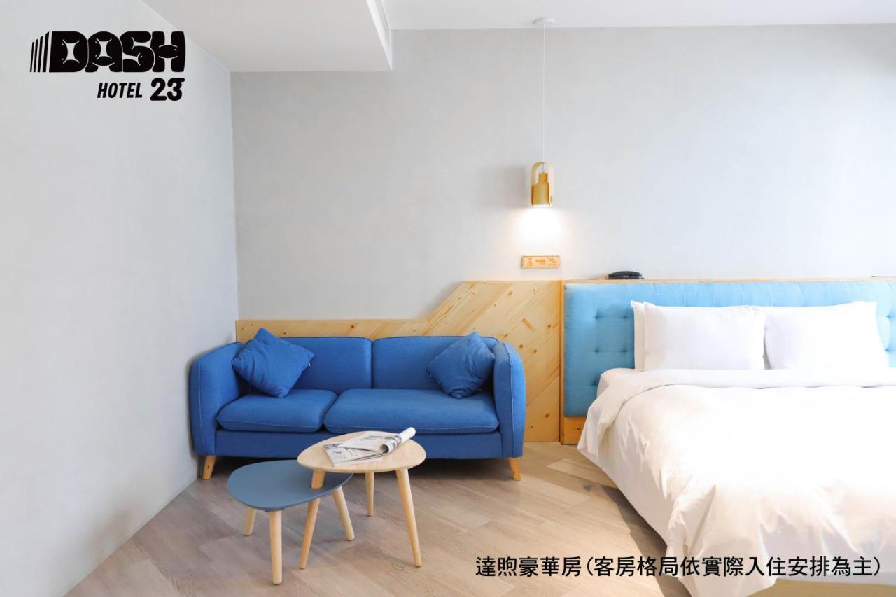 Dash 23 Hotel Tainan Exterior photo